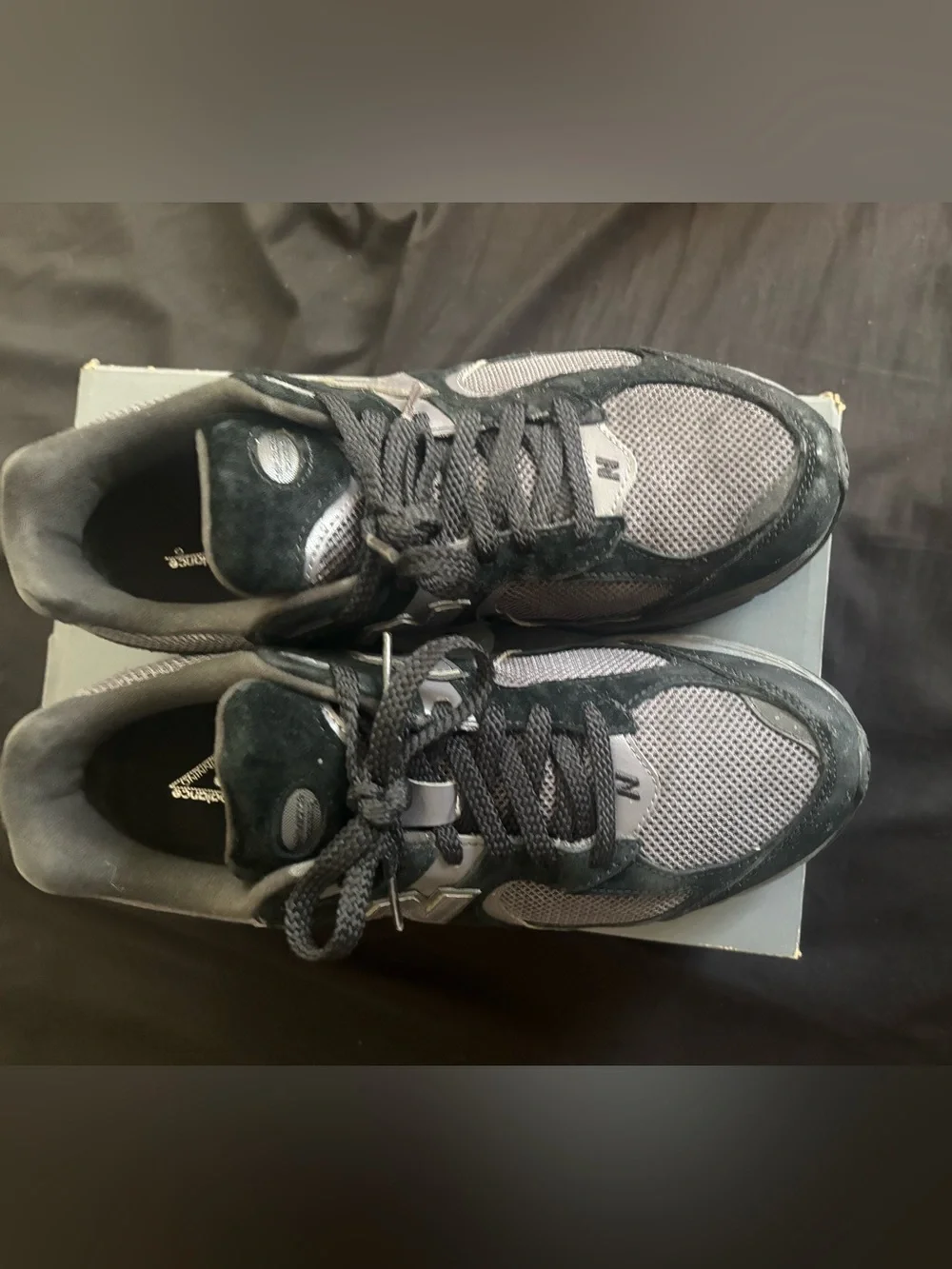 New Balance Men's Black and Gray size 10.5